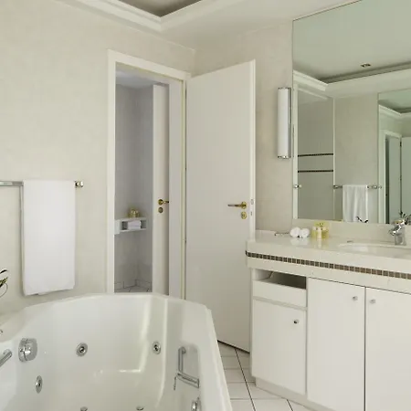 Parc Belair Hotel 4*