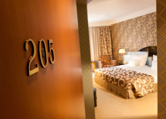 卢森堡高瑞斯集团